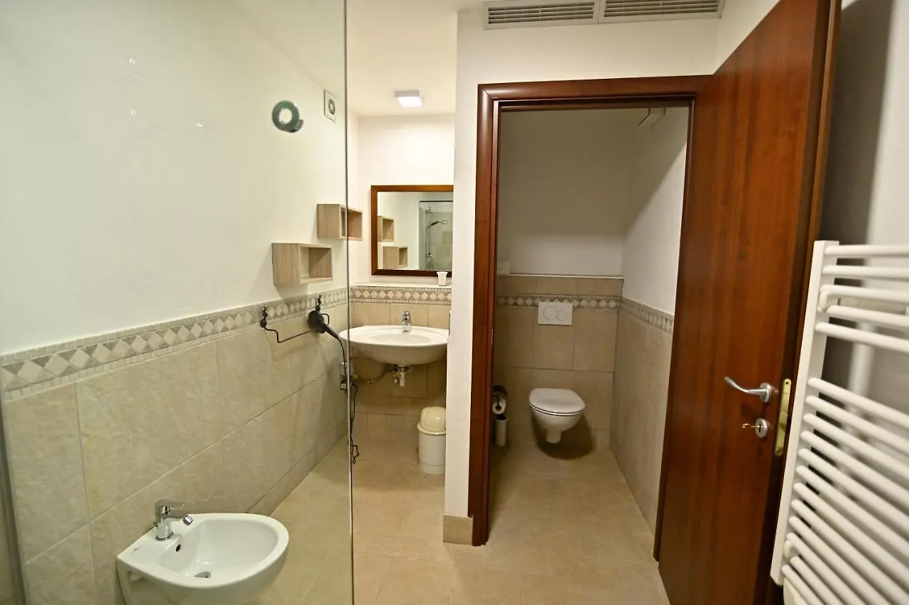 Corte Graziella Castel d'Azzano Apartamento