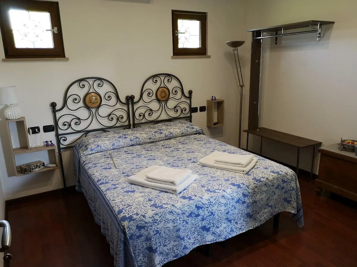 Apartamento Corte Graziella Castel d'Azzano Italia